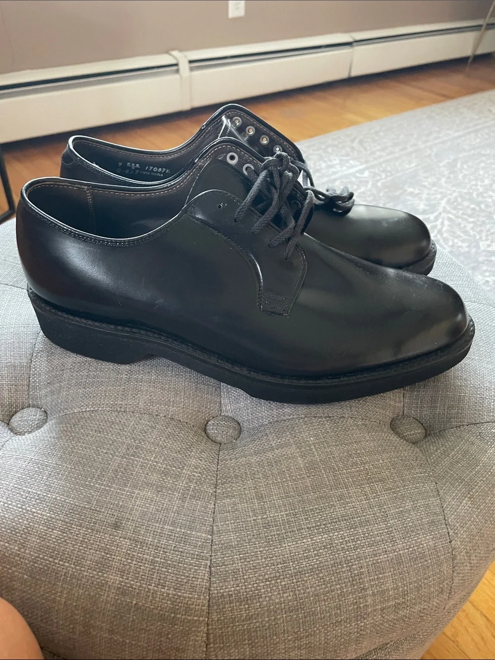 Black Leather Derby Shoes — Polished Lace-Up Dress Shoe